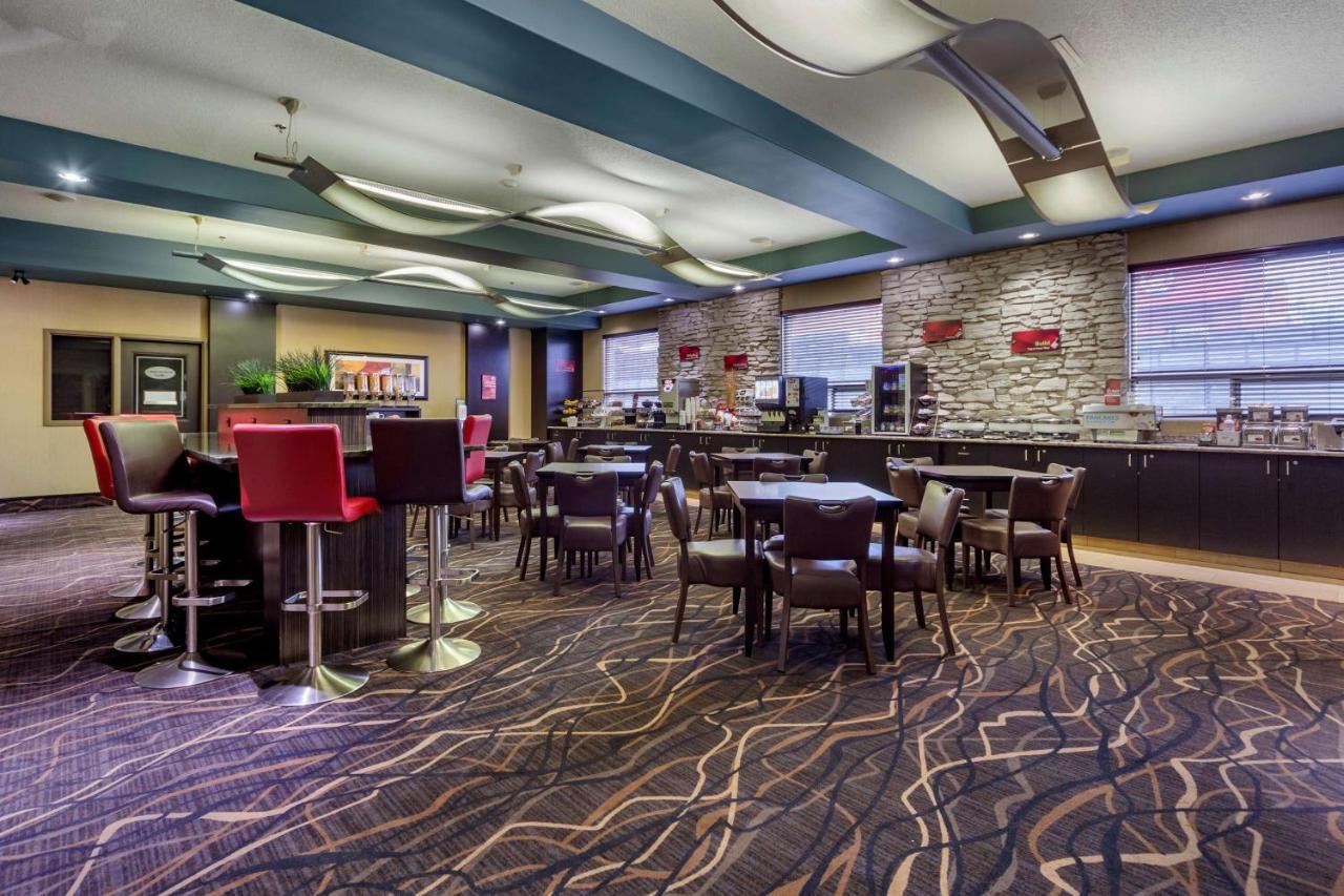 Best Western Plus The Inn At St Albert Saint Albert Ngoại thất bức ảnh